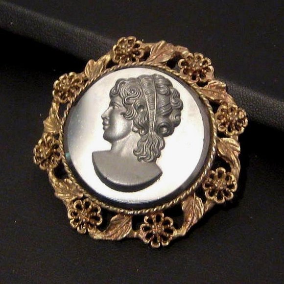 Vintage Cameo Jewelry - Vintage Hematite Cameo brooch pin